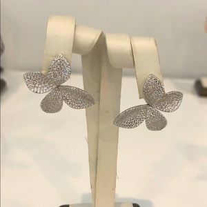Sterling silver and cubic zirconium flower earring